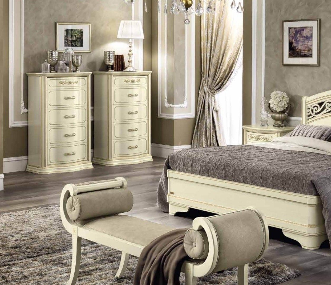 светлая мебель для спальни классика