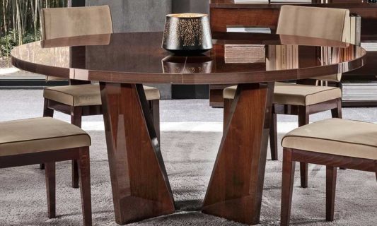 Круглый стол Bellagio